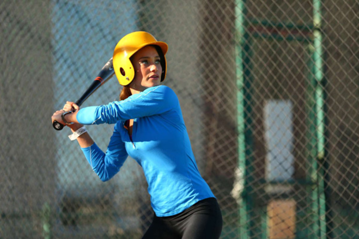 hannah-davis-baseball2.jpg